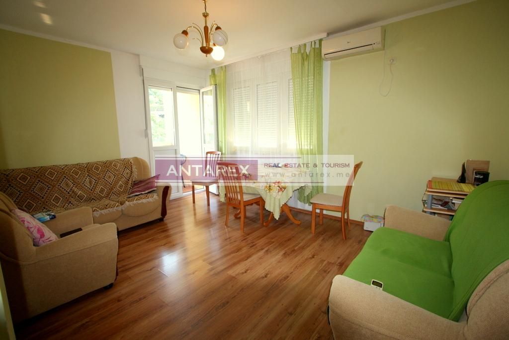 Apartment in Herceg-Novi, Montenegro, 60 sq.m - picture 1