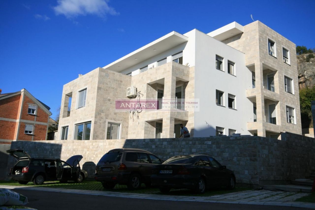 Apartment in Tivat, Montenegro, 45 m2 - Foto 1