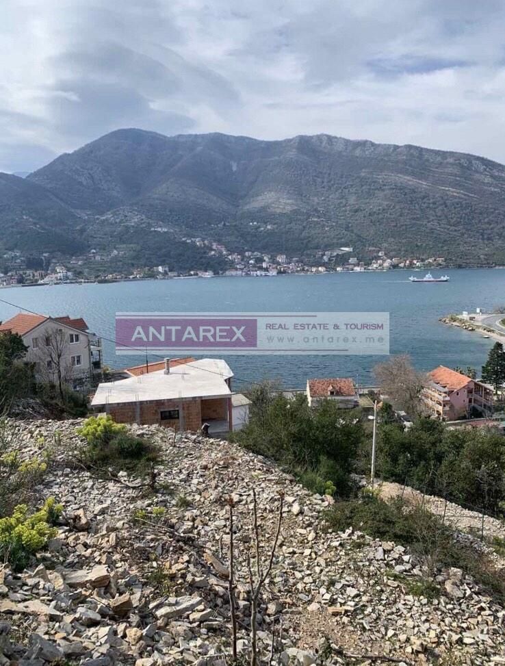 Land in Lepetane, Montenegro, 3 806 sq.m - picture 1