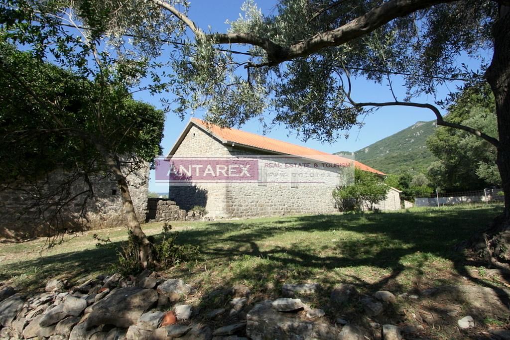 Villa en Zelenika, Montenegro, 150 m2 - imagen 1