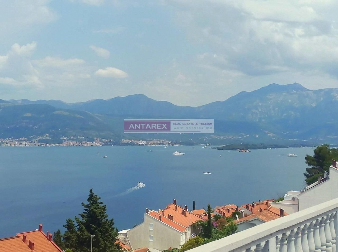Propiedad comercial en Krasici, Montenegro, 347 m2 - imagen 1