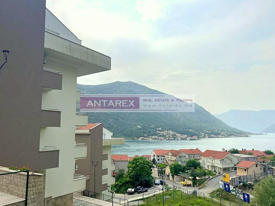 Apartamento en Dobrota, Montenegro, 60 m2 - imagen 1