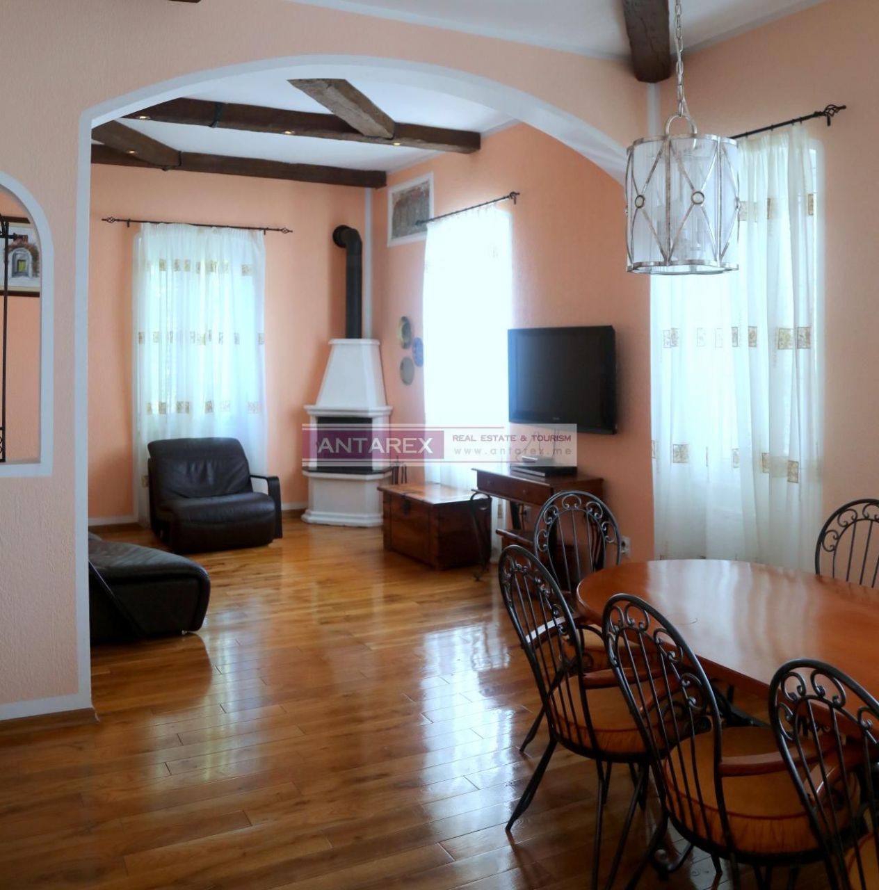 Apartment in Herceg-Novi, Montenegro, 83 sq.m - picture 1
