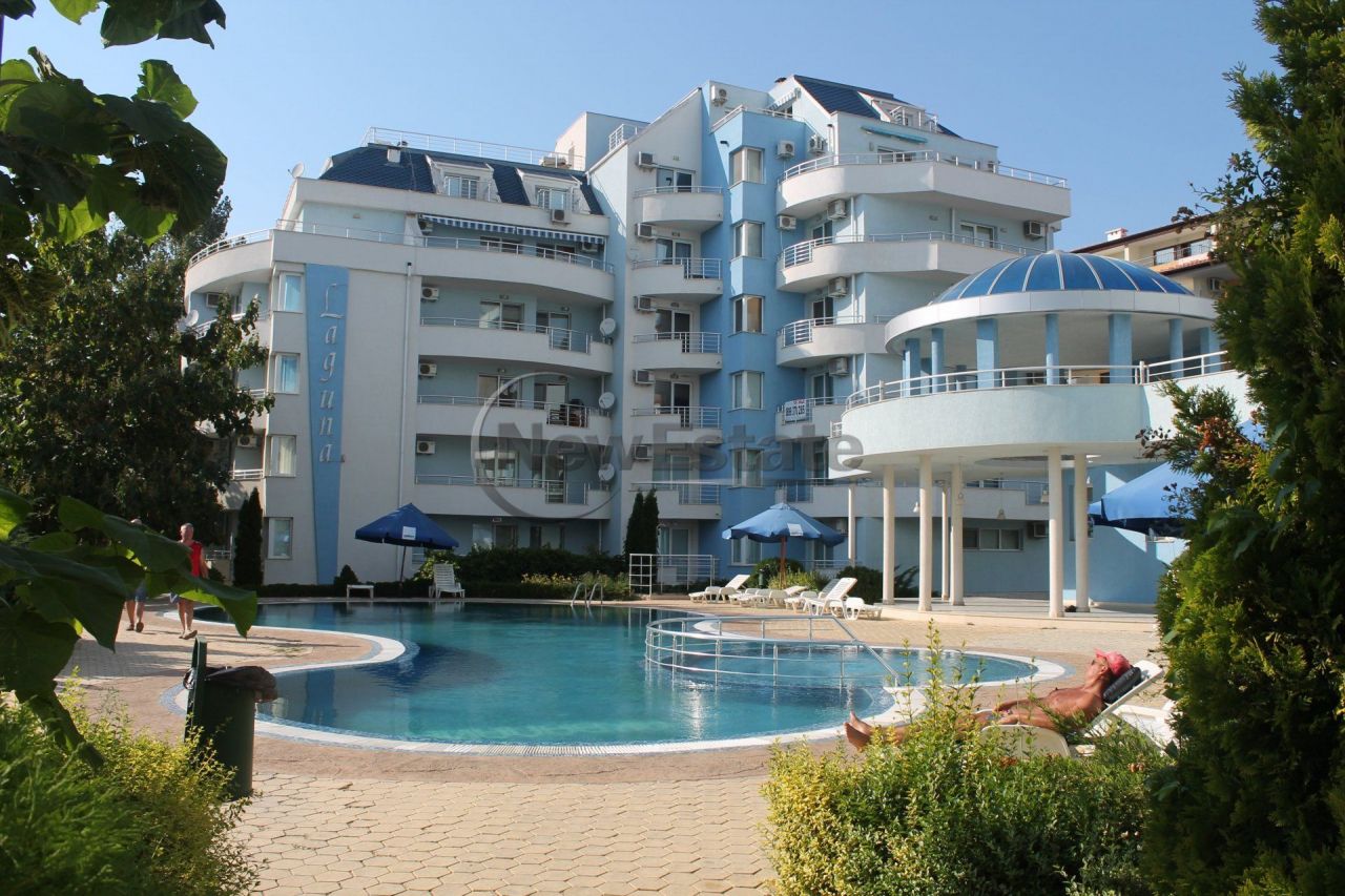 Appartement à Slantchev Briag, Bulgarie, 93 m2 - image 1