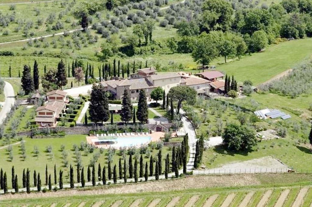 Casa lucrativa en Chianti, Italia, 700 m2 - imagen 1