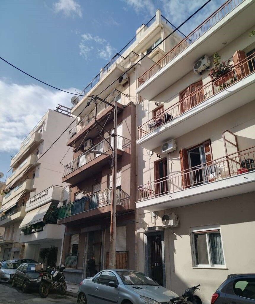 Maisonette in Pireas, Greece, 159 sq.m - picture 1