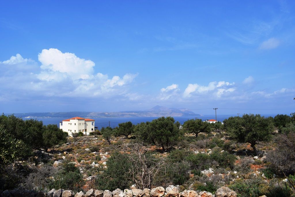 Land in Chania, Greece, 3 900 sq.m - picture 1