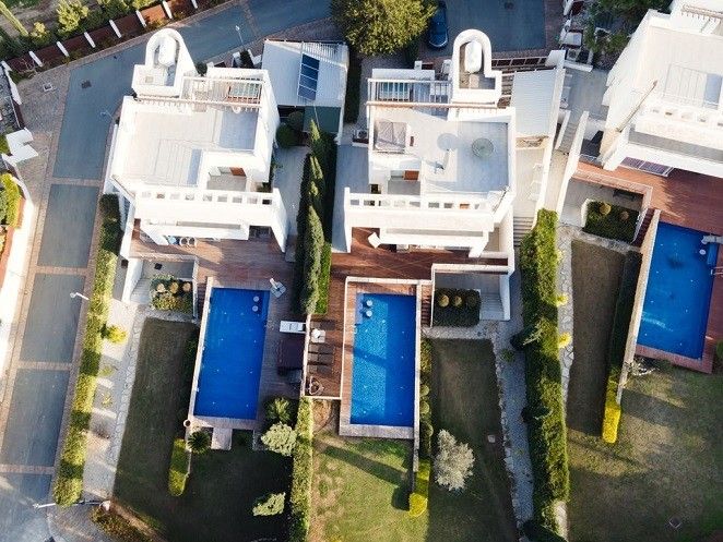 Villa en Pafos, Chipre, 263 m2 - imagen 1