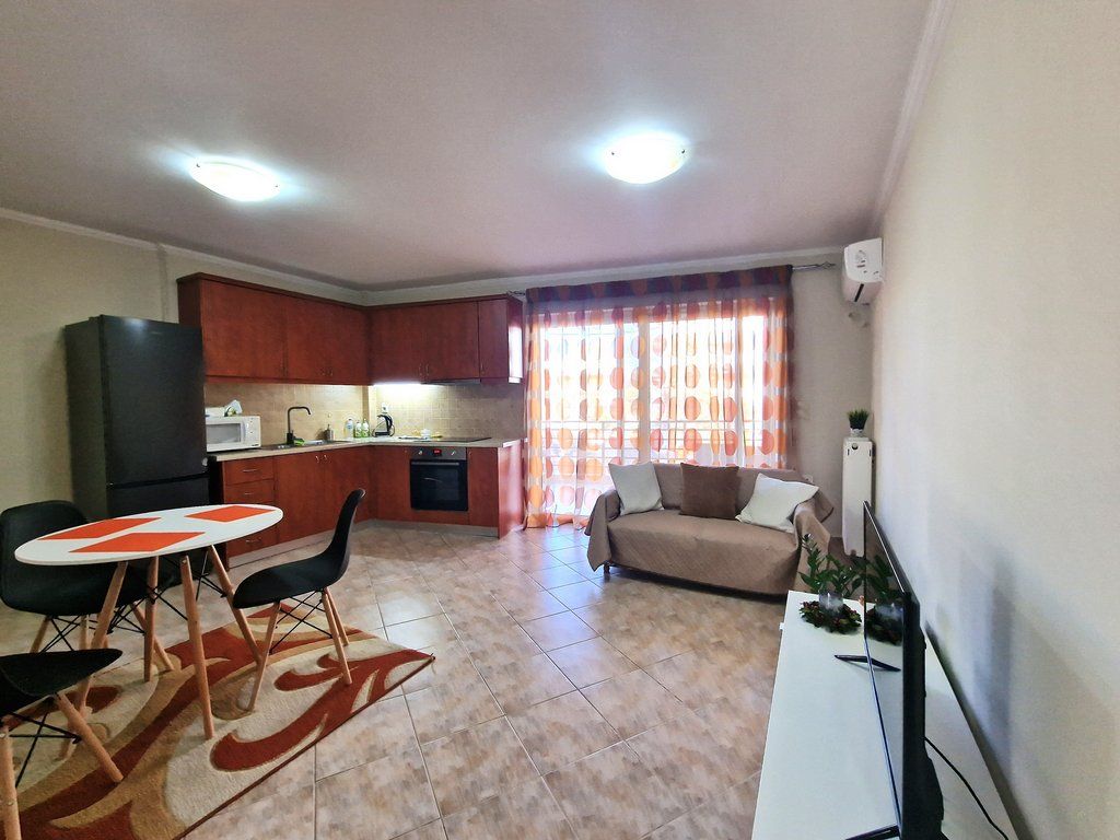 Apartment in Loutraki, Greece, 51 sq.m - picture 1