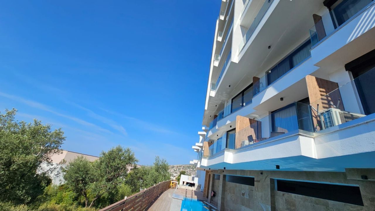 Apartment in Saranda, Albania, 90 sq.m - picture 1