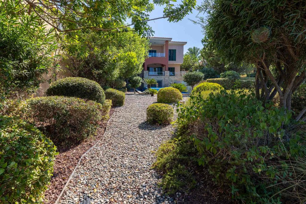 Villa in Paphos, Zypern, 285.25 m2 - Foto 1