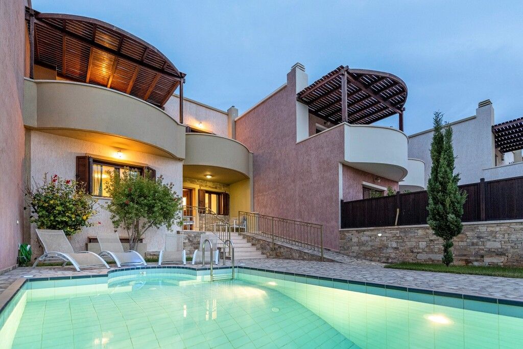 Villa in Ierapetra, Greece, 216 sq.m - picture 1