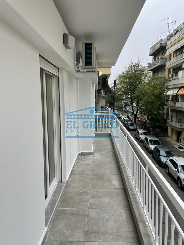 Flat in Thessaloniki, Greece, 49 sq.m - picture 1