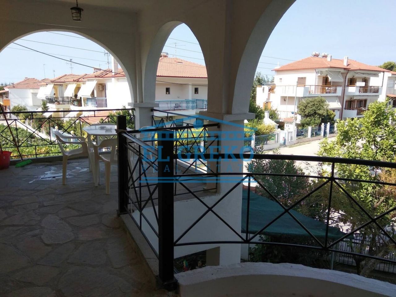 Commercial apartment building in Sithonia, Greece, 160 sq.m - picture 1