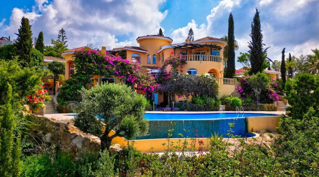 Villa in Paphos, Zypern, 378 m2 - Foto 1