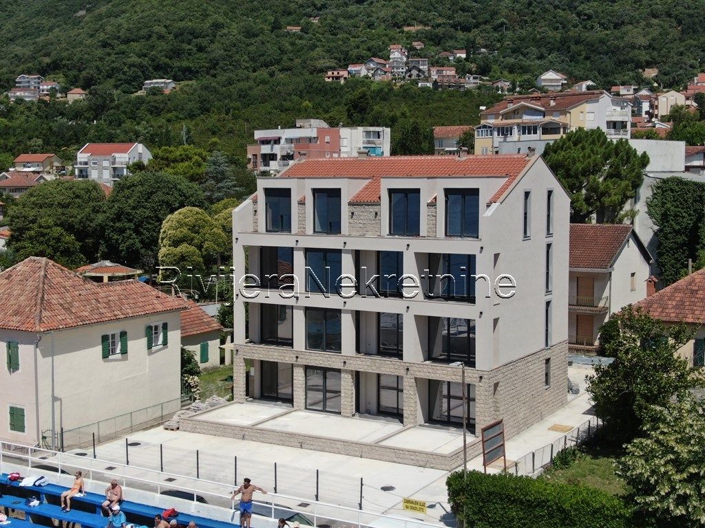 Wohnung in Herceg-Novi, Montenegro, 42 m2 - Foto 1