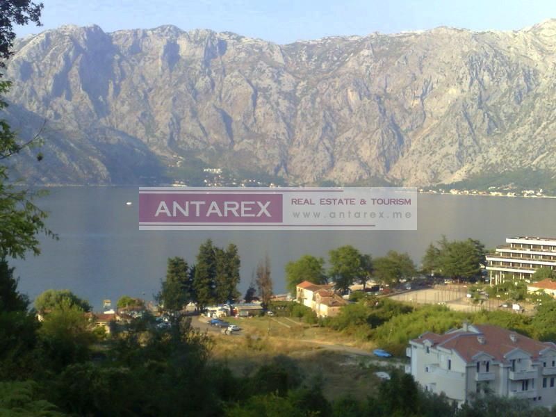 Land in Stoliv, Montenegro, 7 684 sq.m - picture 1