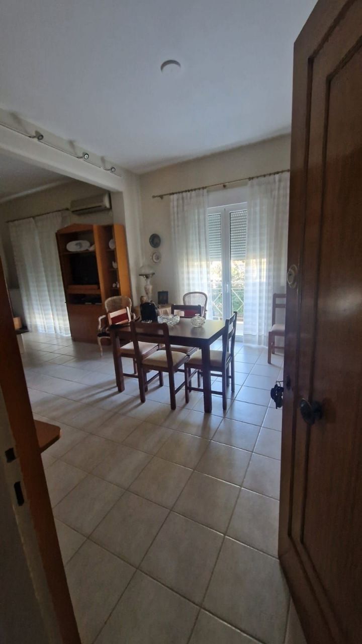 Flat in Athens, Greece, 57 sq.m - picture 1