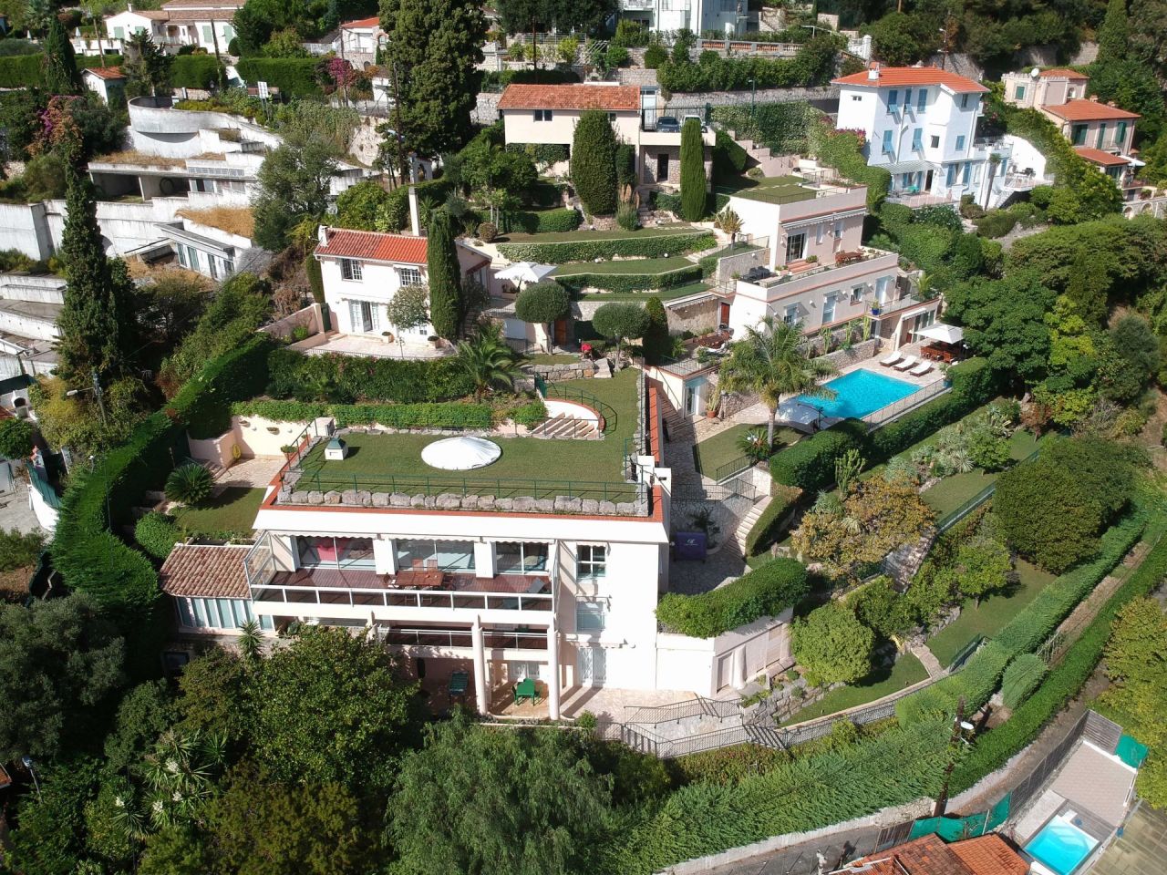 Villa in Roquebrune Cap Martin, Frankreich, 419 m2 - Foto 1