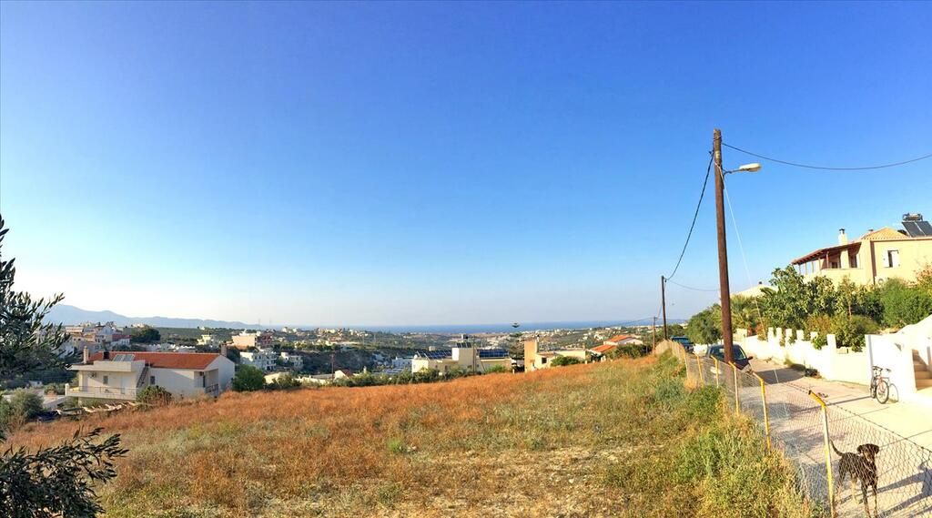 Land in Heraklion, Greece, 3 200 sq.m - picture 1