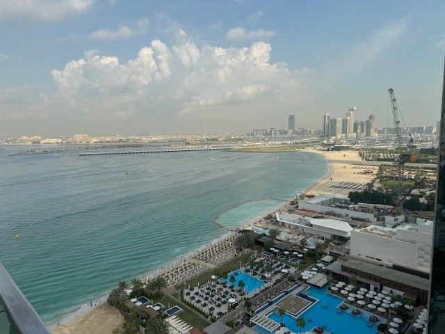 Apartamento en Dubái, EAU, 140 m2 - imagen 1