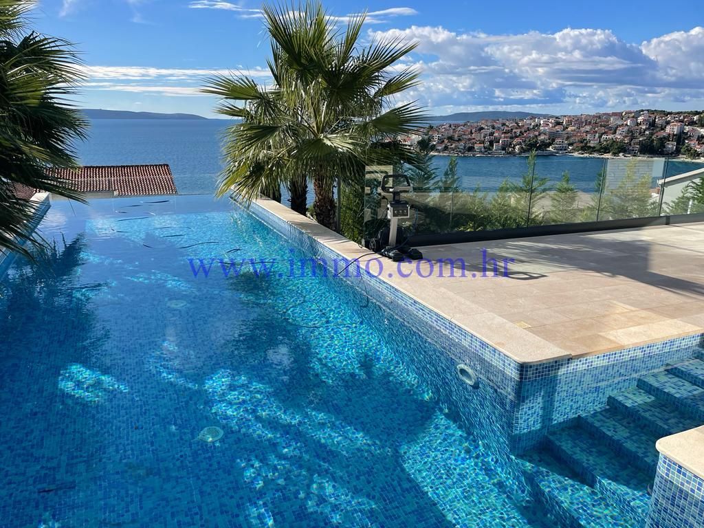 Villa in Trogir, Kroatien, 370 m2 - Foto 1