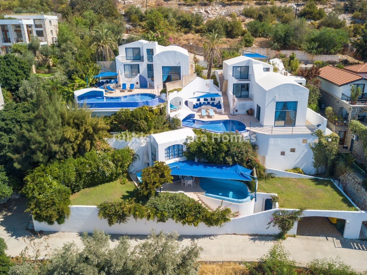 Villa in Kalkan, Turkey, 490 sq.m - picture 1