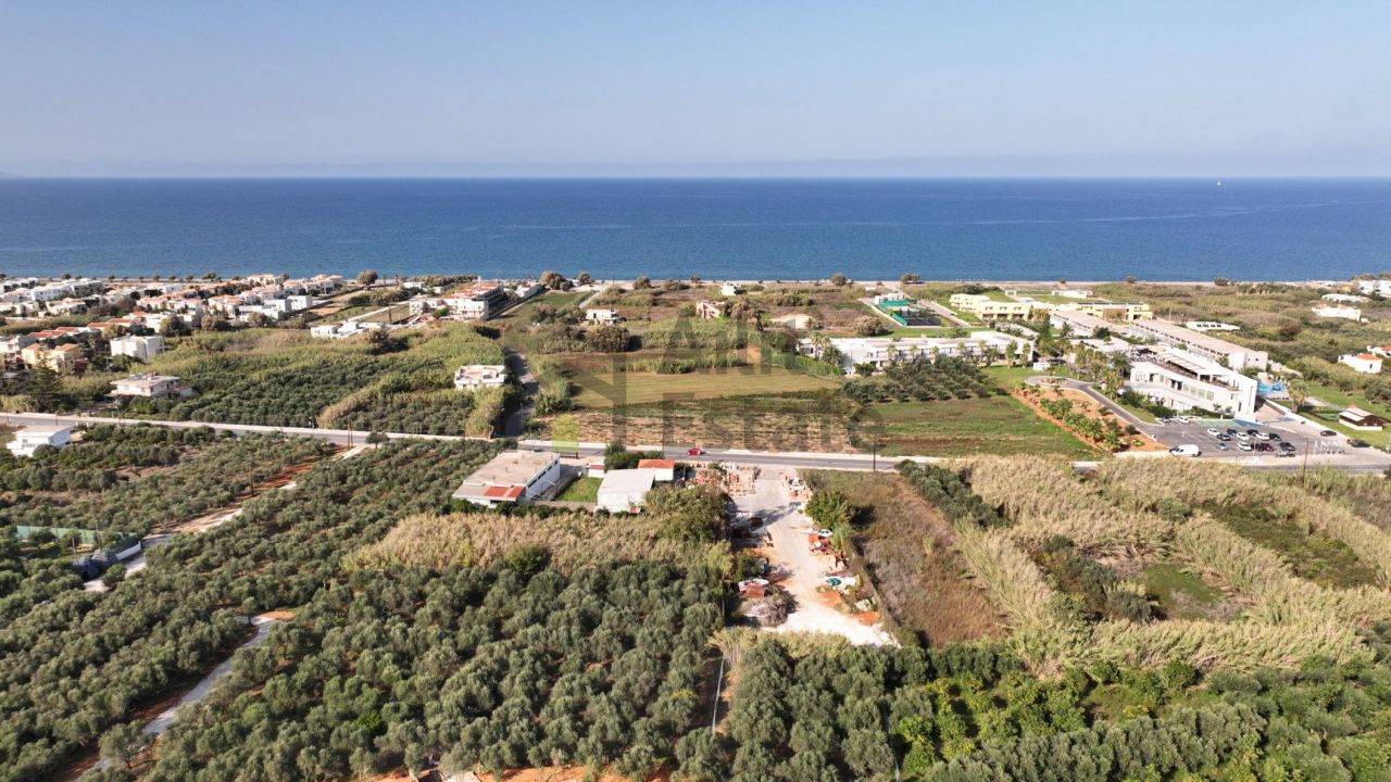 Land in Chania Prefecture, Greece, 20 ares - picture 1