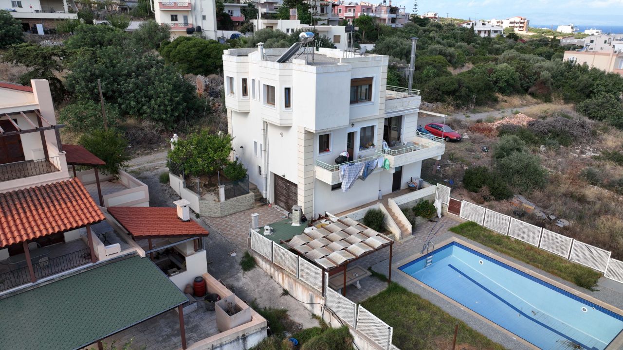 Casa en Prefectura de Chania, Grecia, 280 m2 - imagen 1