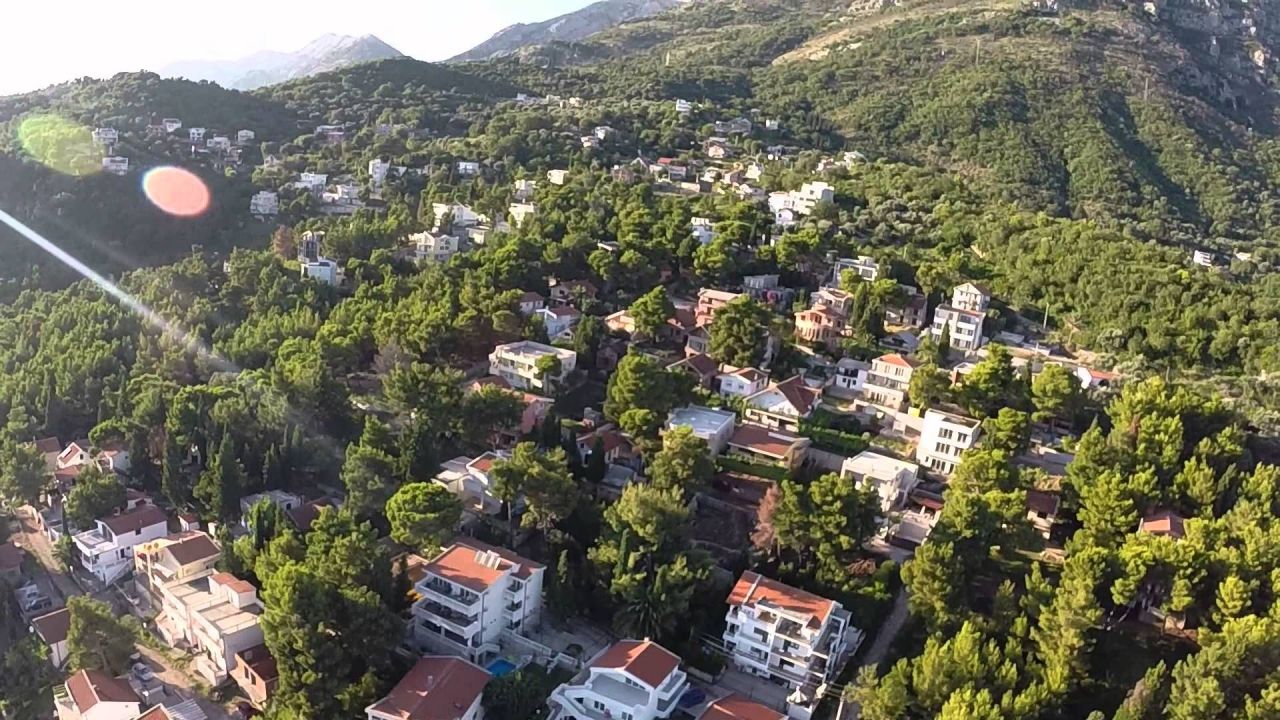 Grundstück in Bar, Montenegro, 400 m2 - Foto 1