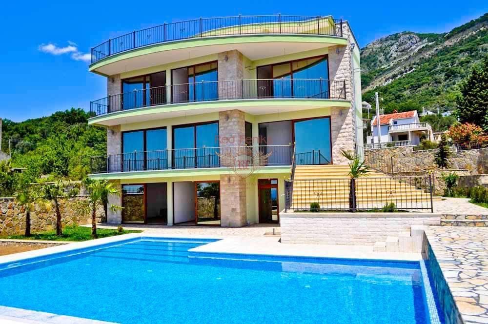 House in Bar, Montenegro, 390 sq.m - picture 1