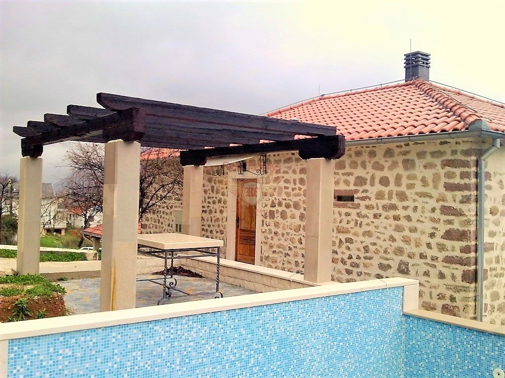 Casa en Kotor, Montenegro, 131 m2 - imagen 1