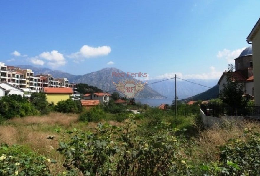 Grundstück in Kotor, Montenegro - Foto 1