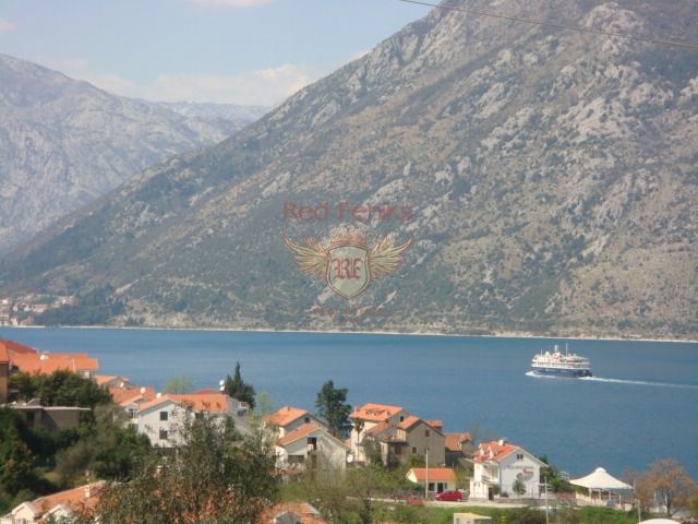 Flat in Kotor, Montenegro, 65 sq.m - picture 1