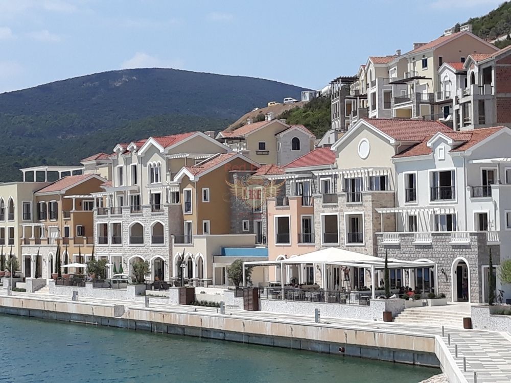 Flat on Lustica peninsula, Montenegro, 44 sq.m - picture 1