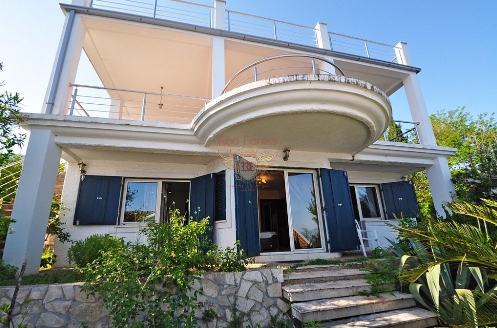 Casa en Herceg-Novi, Montenegro, 400 m2 - imagen 1