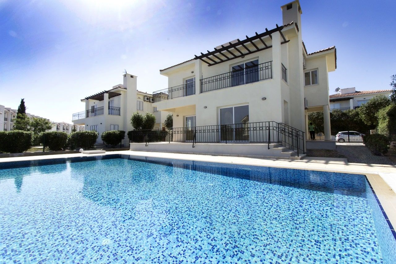 Villa en Famagusta, Chipre, 224 m2 - imagen 1