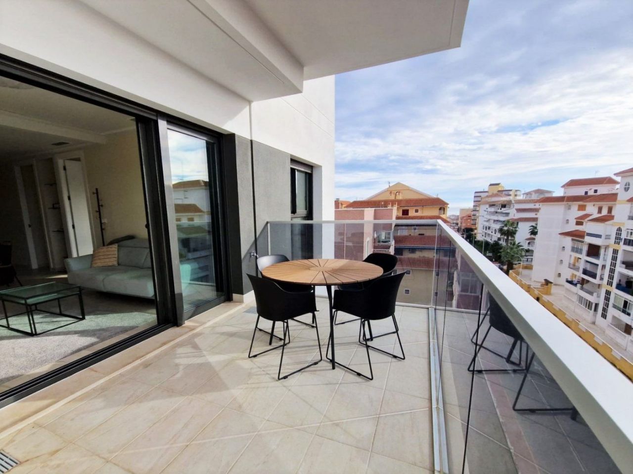 Penthouse in Torrevieja, Spain, 64 sq.m - picture 1
