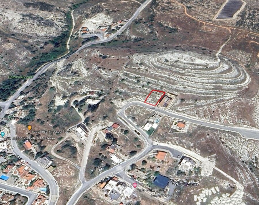 Terreno en Pafos, Chipre, 571 m2 - imagen 1
