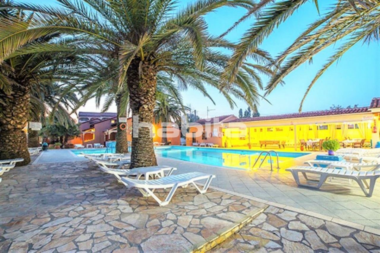 Hotel in Corfu, Greece, 1 350 sq.m - picture 1