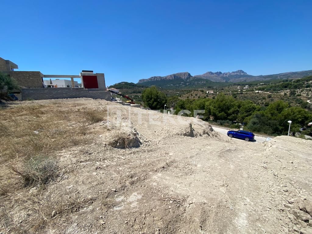 Land in Calp, Spain, 550 sq.m - picture 1