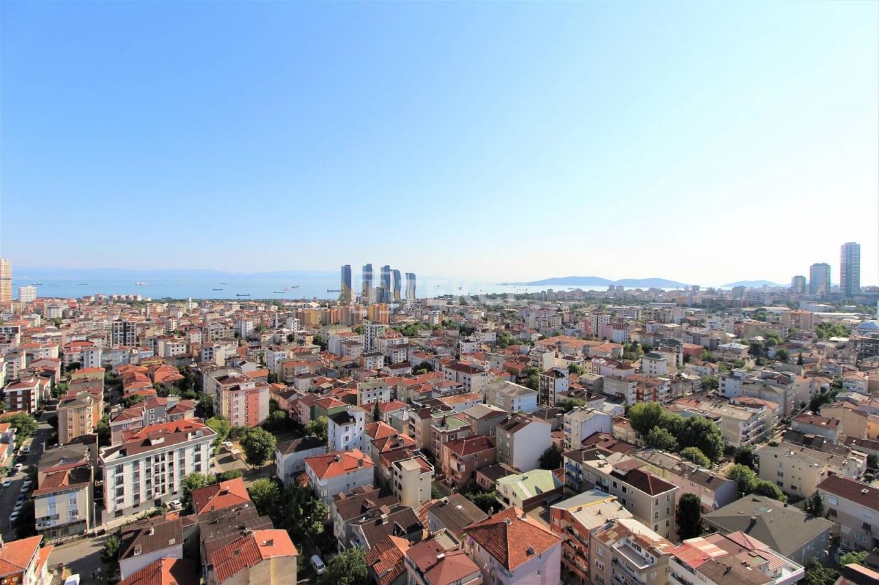 Apartment in Kartal, Turkey, 189 sq.m - picture 1