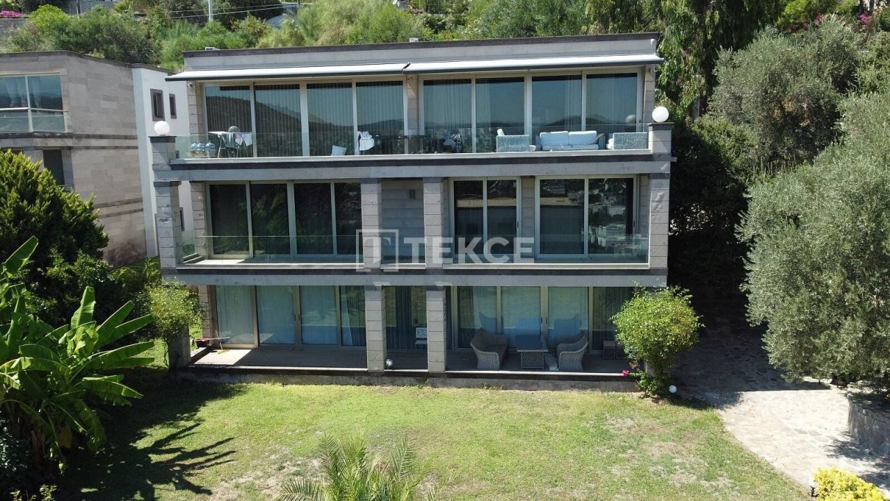 Apartment in Bodrum, Turkey, 164 sq.m - picture 1