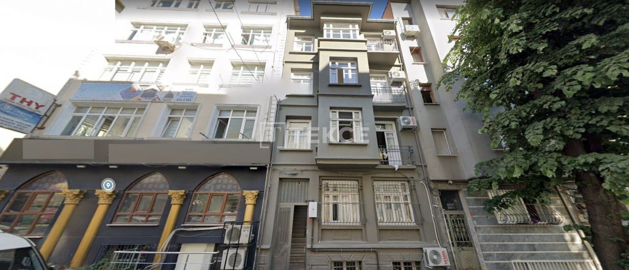 Apartment in Istanbul, Turkey, 300 sq.m - picture 1