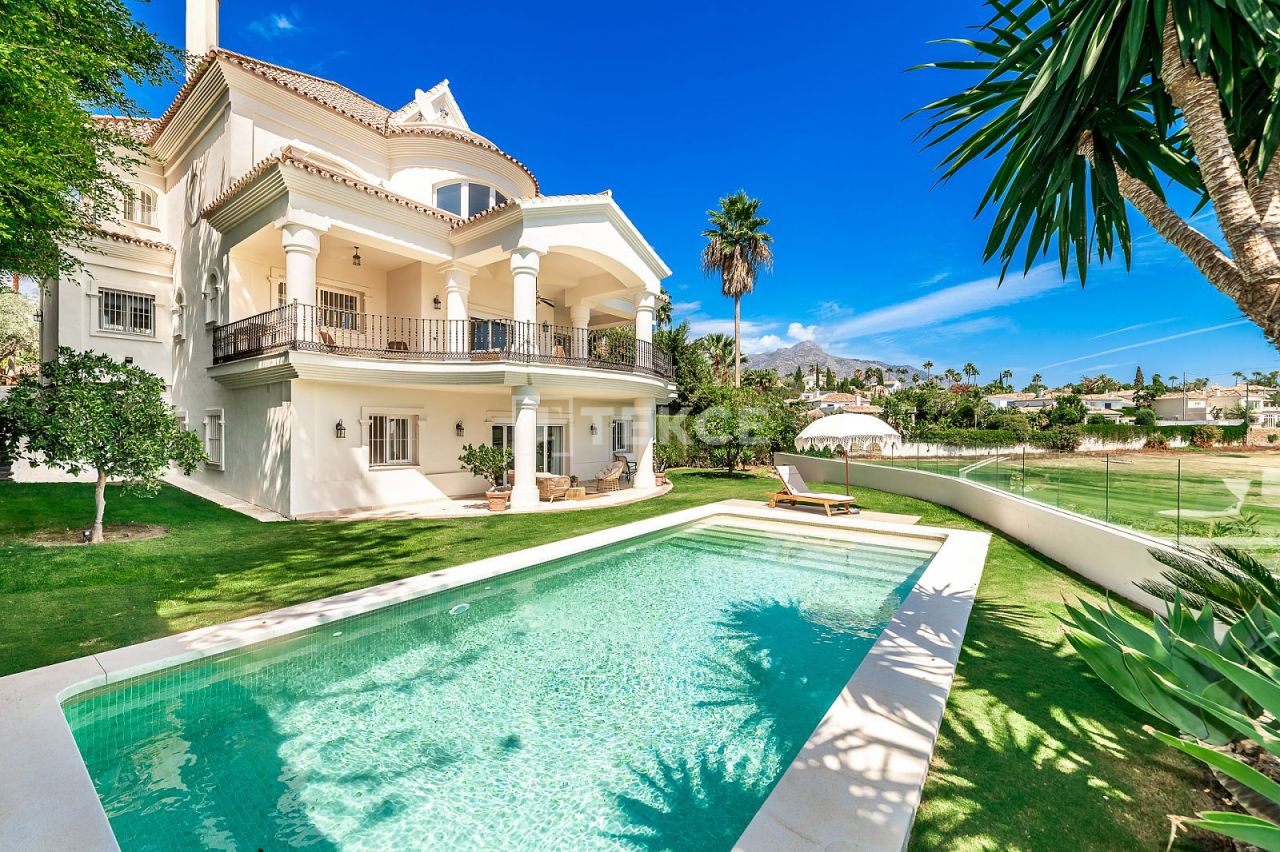 Villa in Marbella, Spanien, 796 m2 - Foto 1