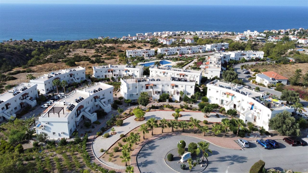 Penthouse à Kyrenia, Chypre, 140 m2 - image 1