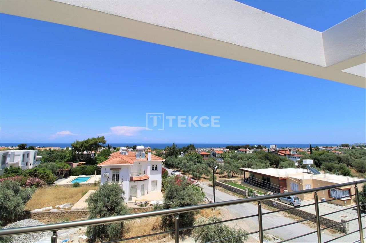 Apartment in Kyrenia, Cyprus, 89 sq.m - picture 1