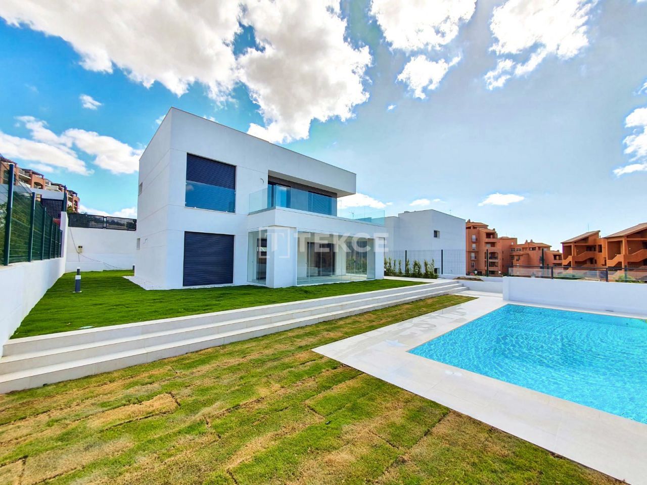 Villa in Manilva, Spain, 184 sq.m - picture 1