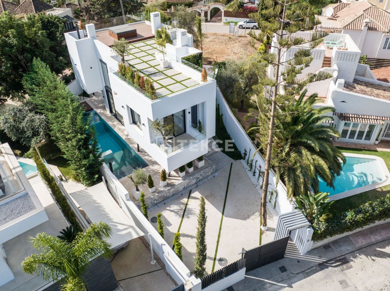 Villa in Marbella, Spanien, 470 m2 - Foto 1