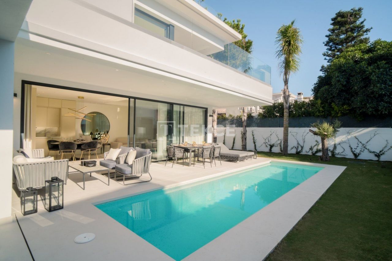 Villa in Marbella, Spanien, 434 m2 - Foto 1